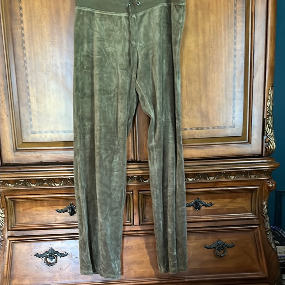 New York & Company Olive Velour Joggers